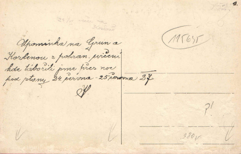 SLEZSKE BESKYDY Útulna u "Švarné Hanky",s pohledem na Tatry.