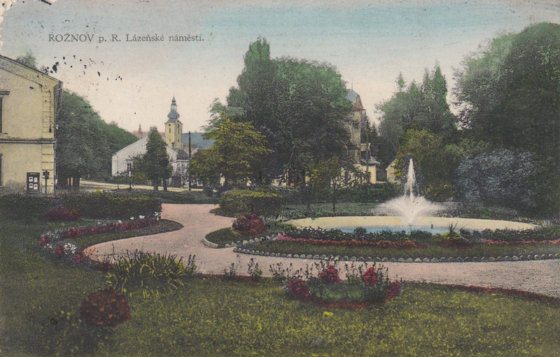Rožnov pod Radhoštem - Lazeňské naměstí