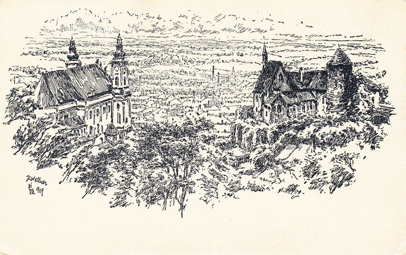 Šternberk na Moravě. V pravo Lichtenštejnský zámek