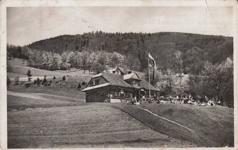 SLEZSKÉ BEDKYDY. Chata pod Vel. Stožkem (975 m).