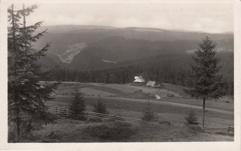 Slezské Beskydy-Údolí Morávky. - Pod Bílým Křížem.