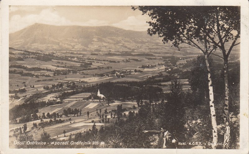 Údolí Ostravice - v pozadí Ondřejník 935 m
