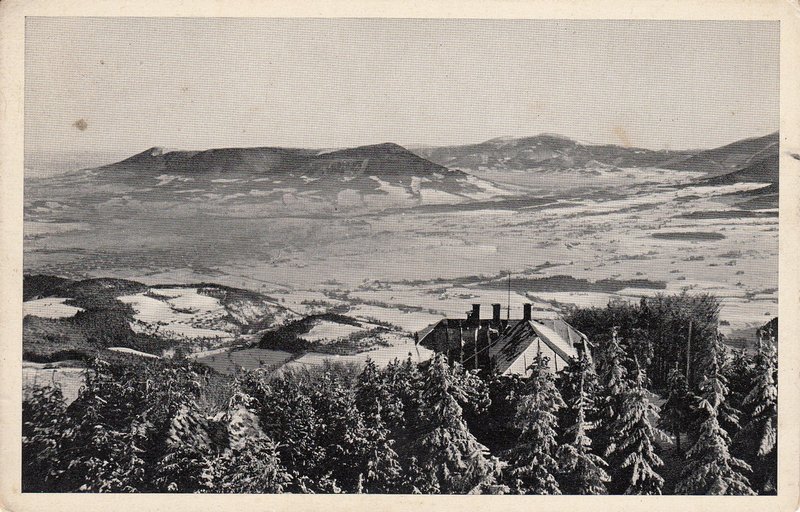 POHLED S JAVORNÍKA.