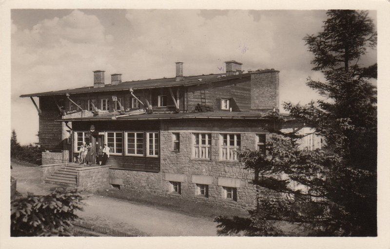 BESKYDY - Bezručova chata na Lysé hoře 1325 m. n. m.