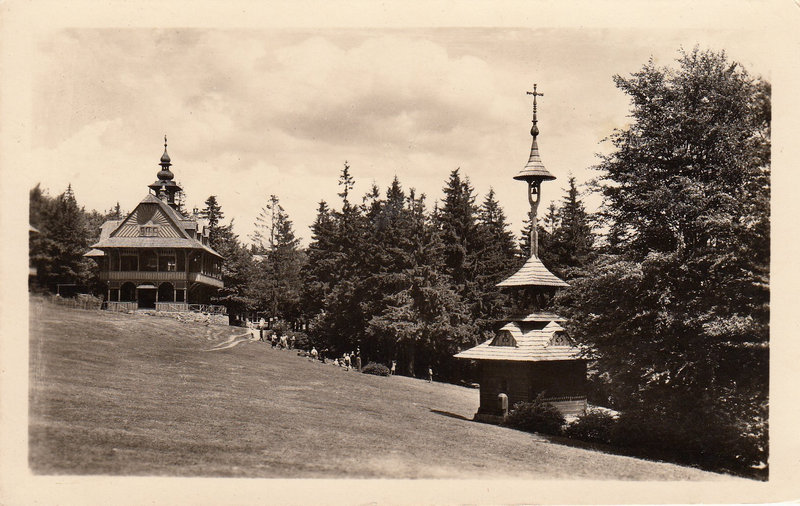 MORAVSKOSLEZSKÉ BESKYDY - Československé hotely n. p. - Pustěvně na Radhošti - Útulna Maměnka a valašská zvonička