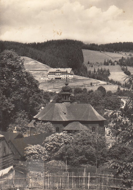 VELKÉ KARLOVICE