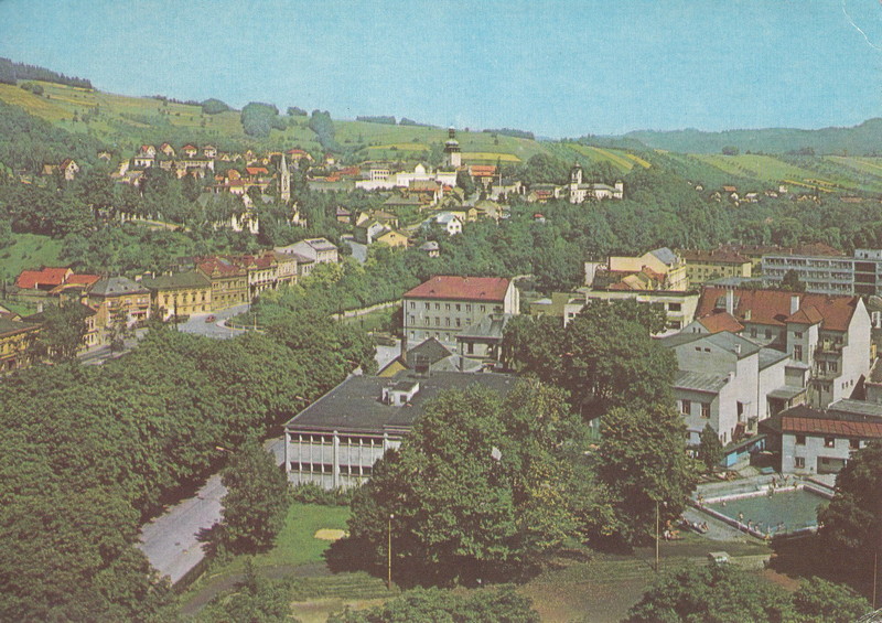 V001790