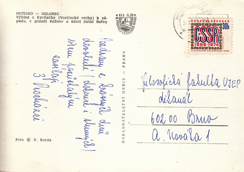 V001902