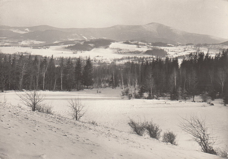 BESKYDY - ČELADNÁ - Výhled k Lysé hoře - nejvyššímu vrcholu Beskyd - 1329 m.