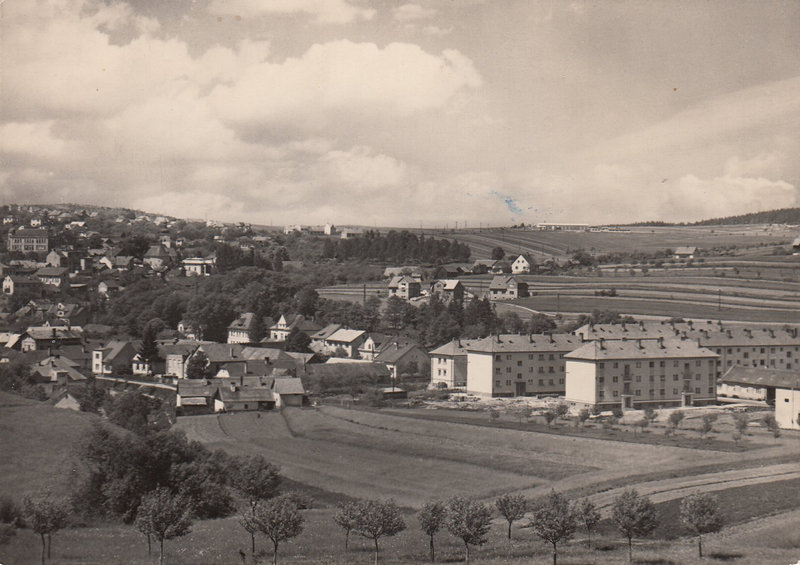 VALAŠSKÉ KLOBOUKY - Nová čtvrt