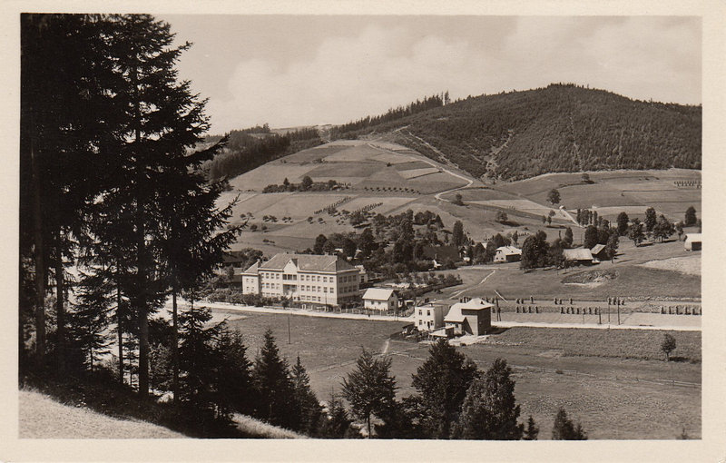 VELKÉ KARLOVICE - střední škola 